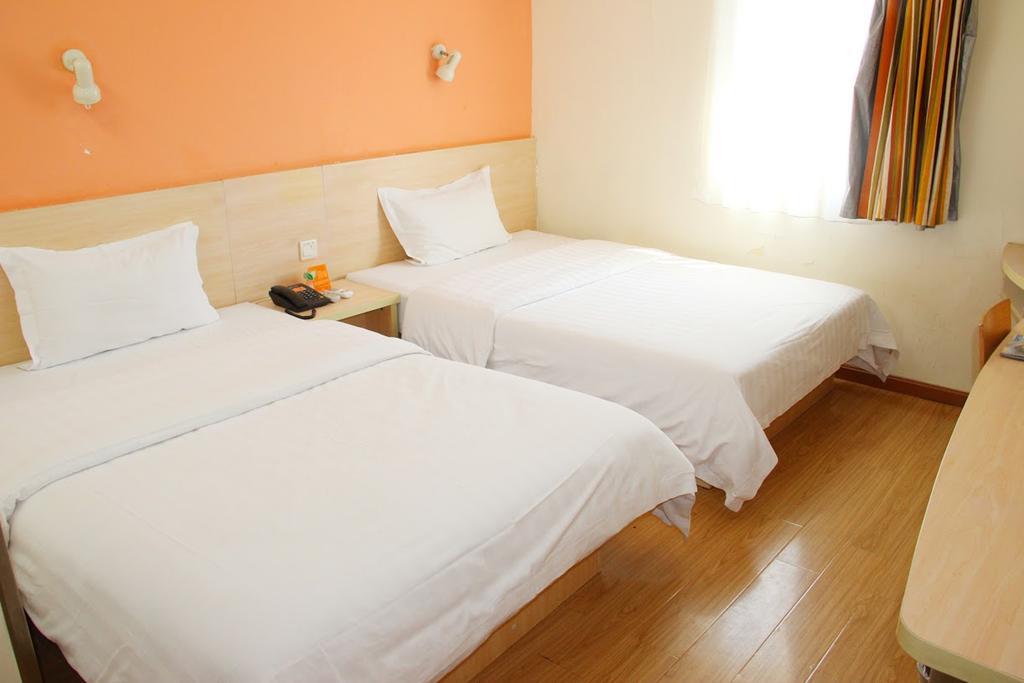 7Days Inn Chongqing Daxigou Renhe Street Esterno foto